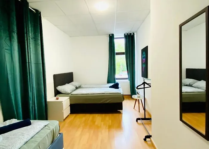 דירה Cozy 3br Apartment, 6 Minutes To The Train Station וינה
