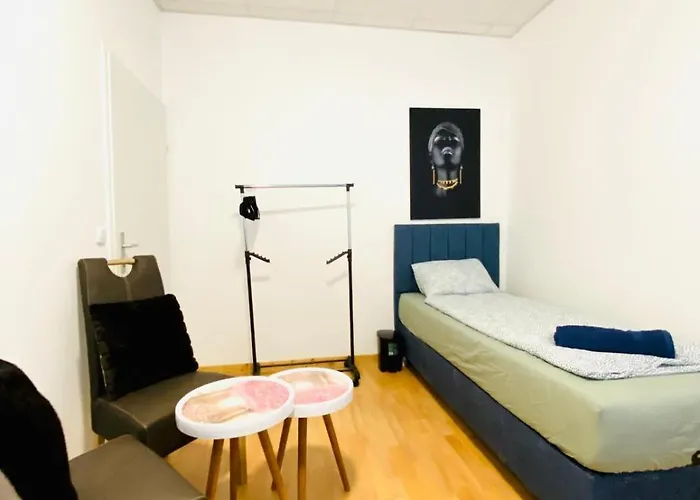 Cozy 3br Apartment, 6 Minutes To The Train Station * וינה
