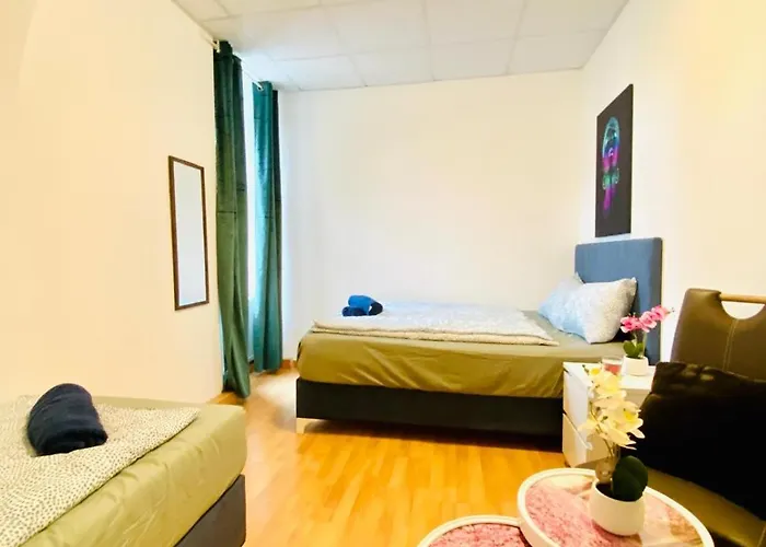 דירה Cozy 3br Apartment, 6 Minutes To The Train Station