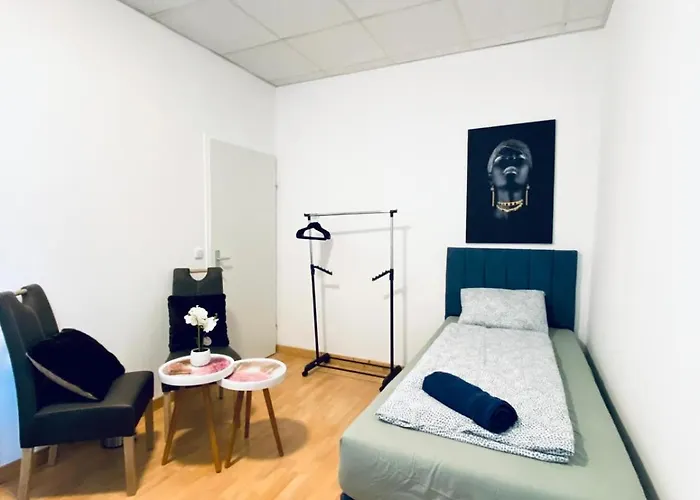 דירה Cozy 3br Apartment, 6 Minutes To The Train Station *