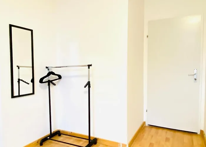 דירה Cozy 3br Apartment, 6 Minutes To The Train Station *