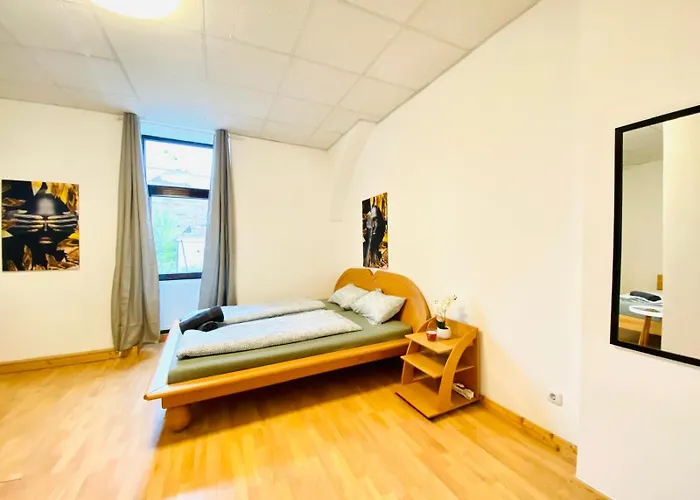 דירה Cozy 3br Apartment, 6 Minutes To The Train Station *