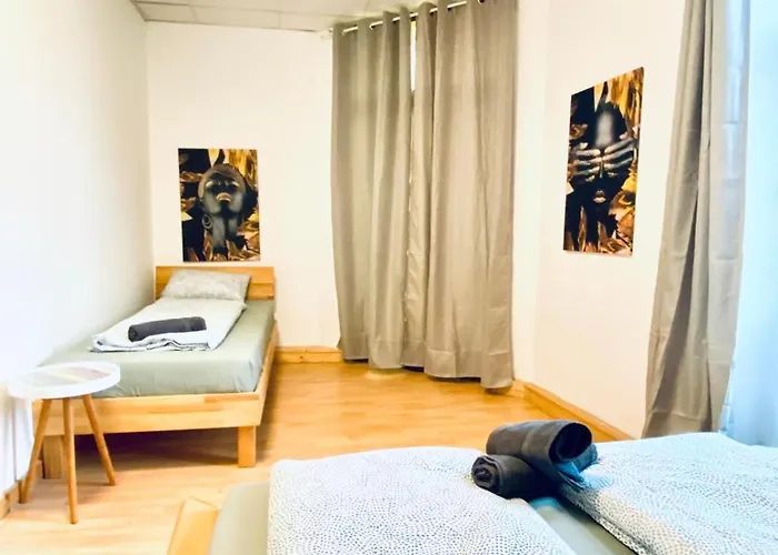Cozy 3br Apartment, 6 Minutes To The Train Station * וינה